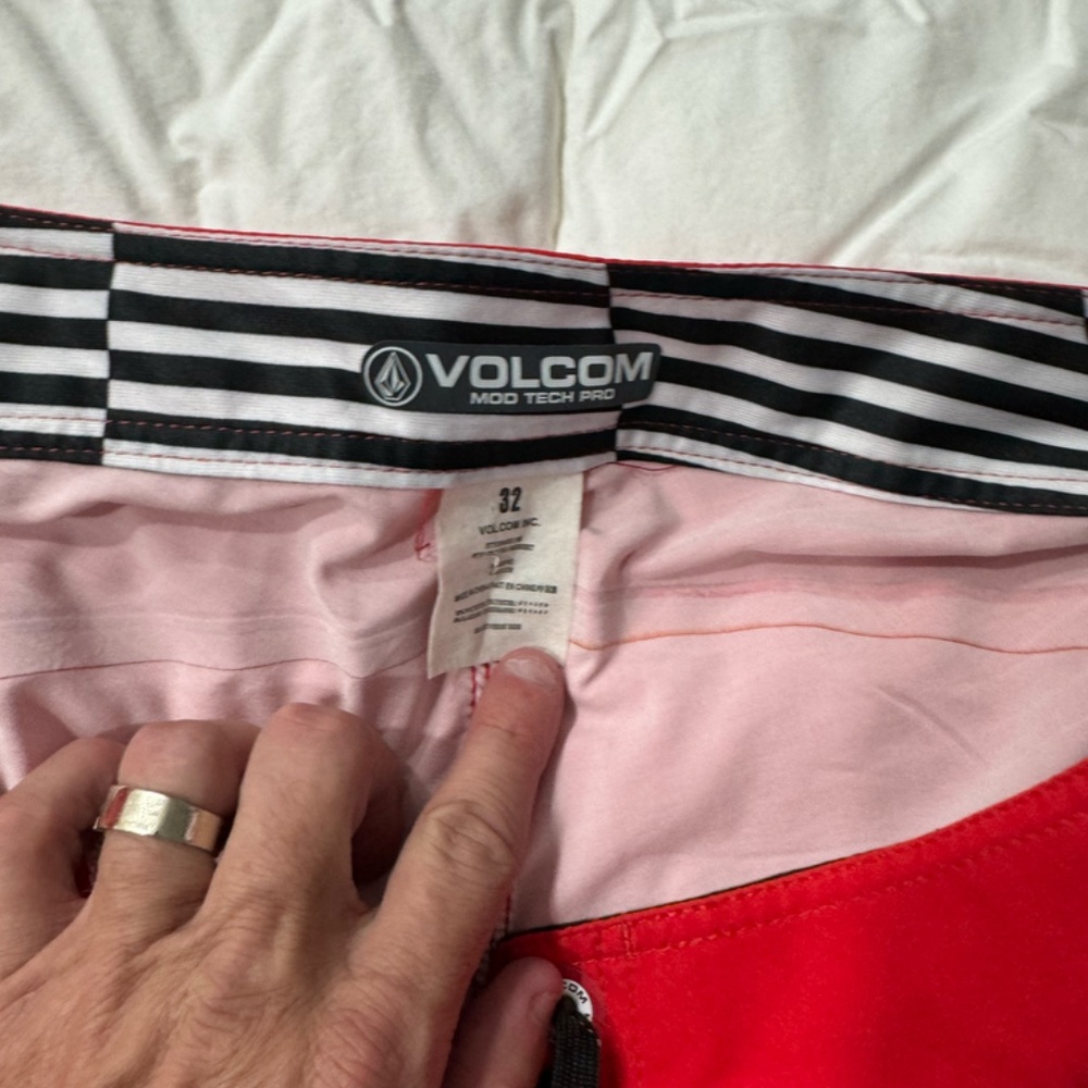 Volcom, Size 32, Red - image 3
